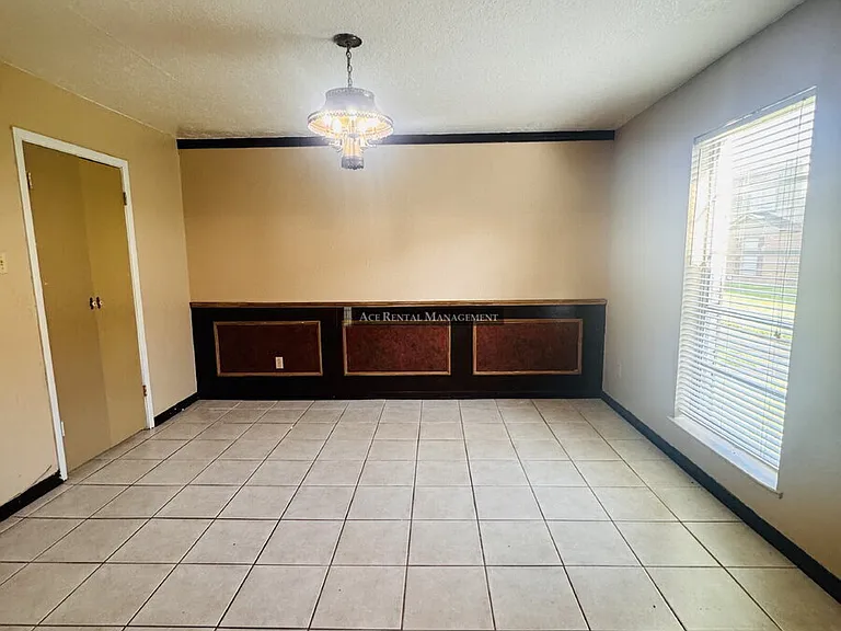 331 Pinchback Rd — Photo 4
