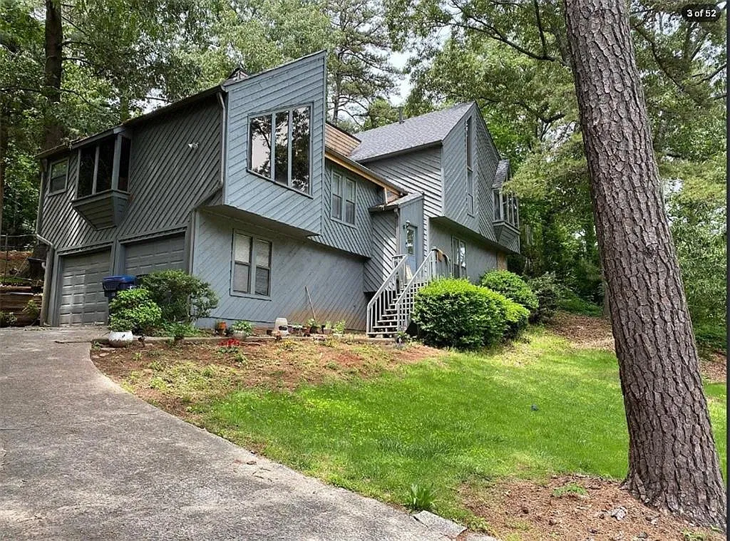 3 bed, 2.5 bath, 1614 sqft, $4,000 — Photo 2