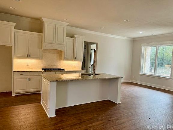 4th image of 132 Timber Creek Dr
