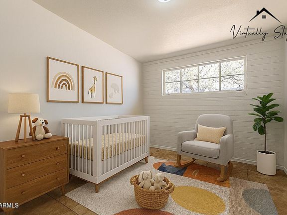 4th image of 551 W HARDING Avenue