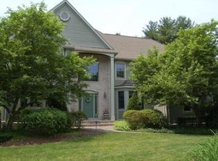 9 High Ridge Cir, Franklin, MA 02038