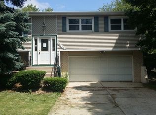 16316 Olcott Ave, Tinley Park, IL