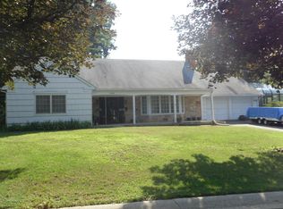 12130 Long Ridge Ln, Bowie, MD 20715