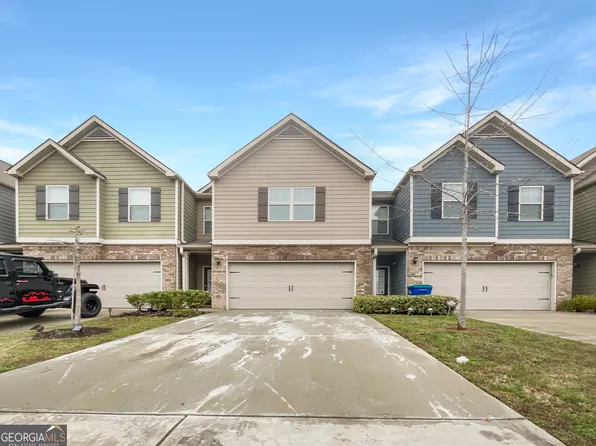7868 Rock Rose Ln, Fairburn, GA 30213