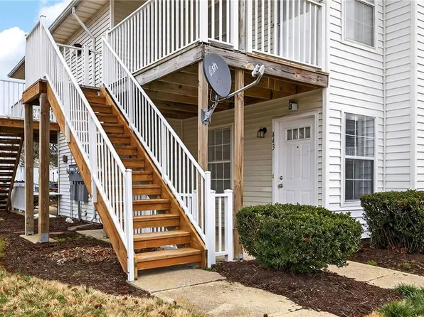 443 Shelter Dr, Virginia Beach, VA 23462