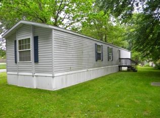 69 Roland Dr, West Greenwich, RI 02817