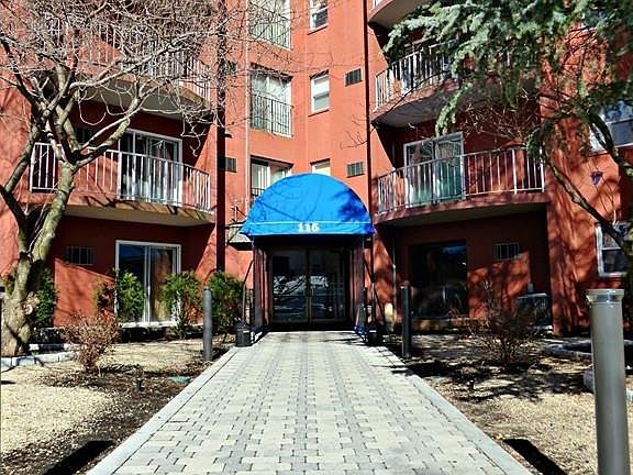 3rd image of 115 W Squantum St APT 203