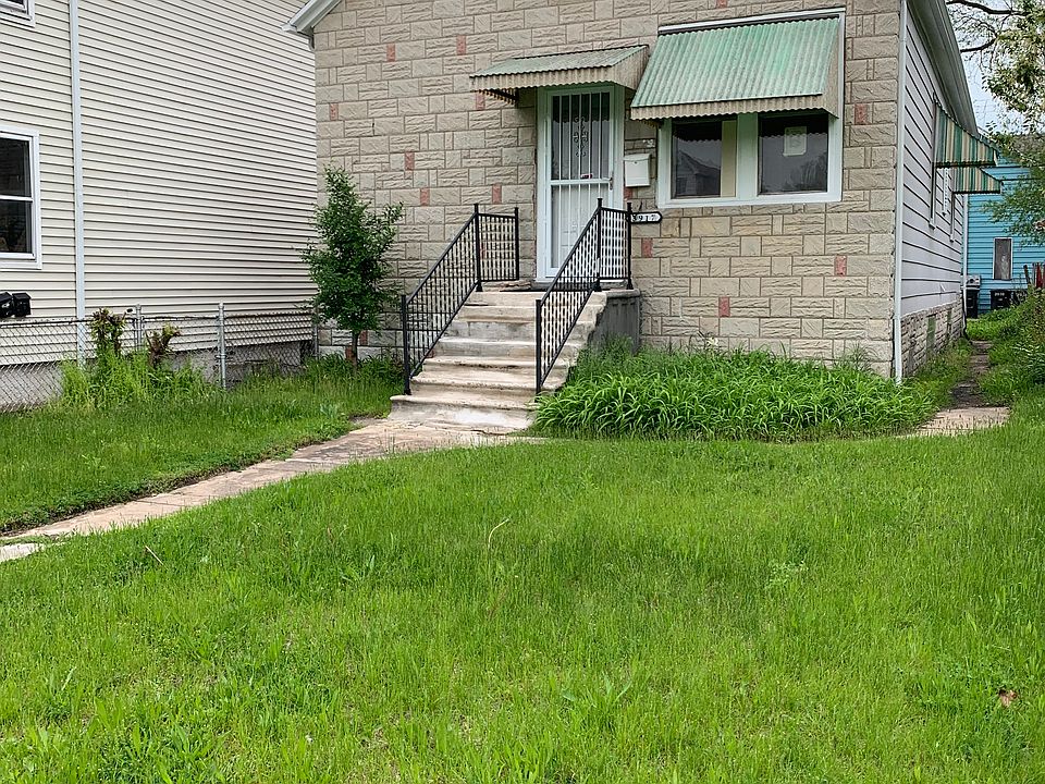 2nd image of 3917 Catalpa St