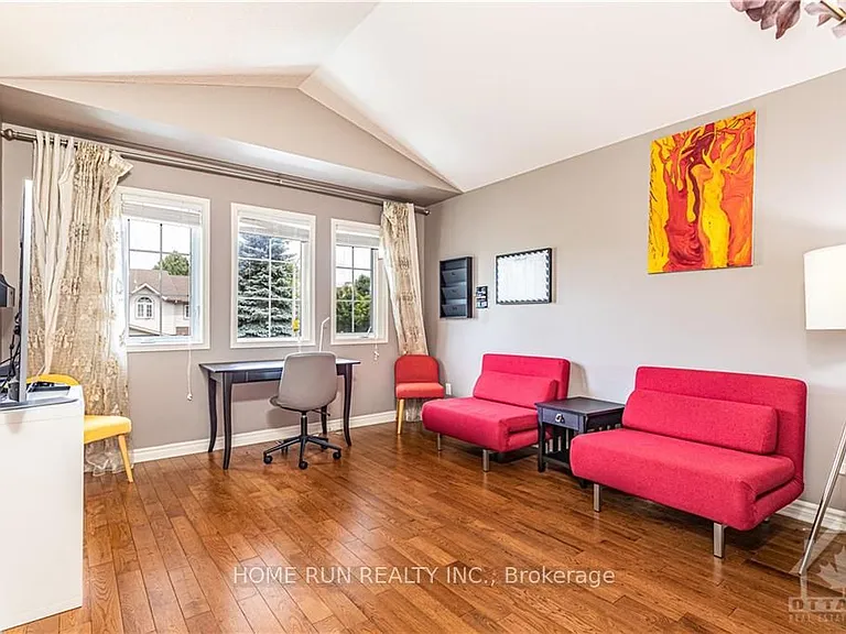 2 Borealis Cres — Photo 14