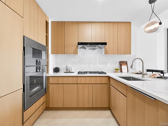 3rd image of 133-25 37TH Avenue #7E