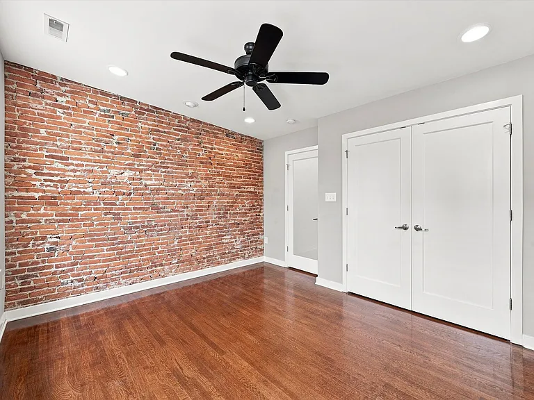 1532 E Berks St — Photo 19