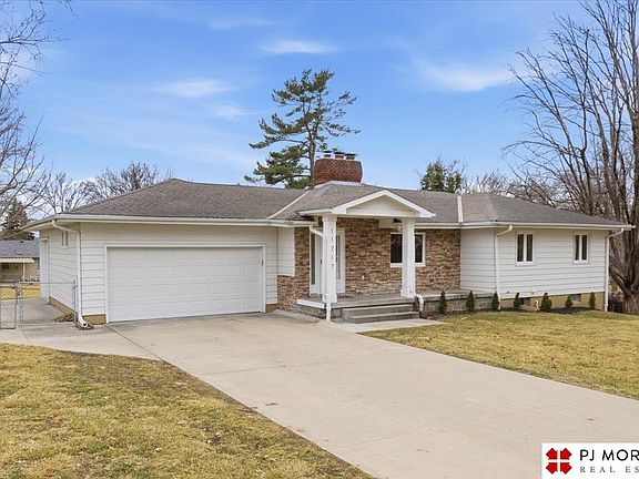 2nd image of 11717 Hickory Rd