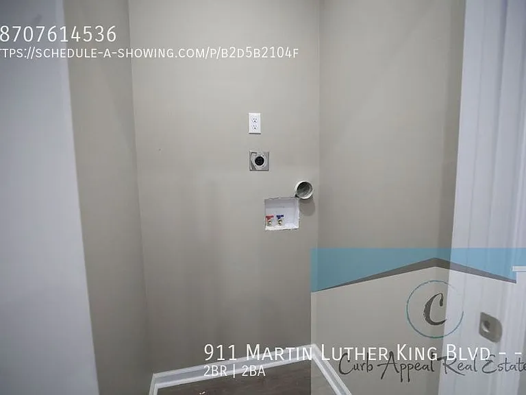911 Martin Luther King Blvd #B — Photo 3