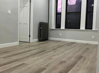 3415 37th Ave APT 10, Long Island City, NY 11101