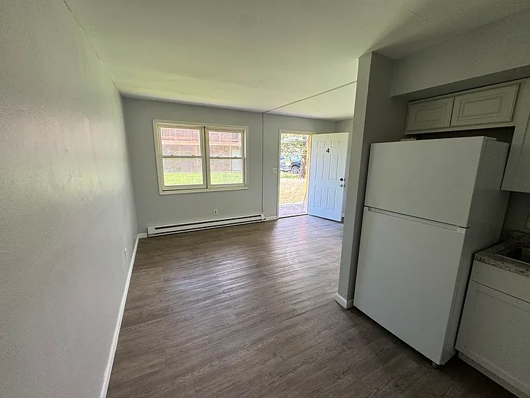 1328 Juniper Dr #4 — Photo 10