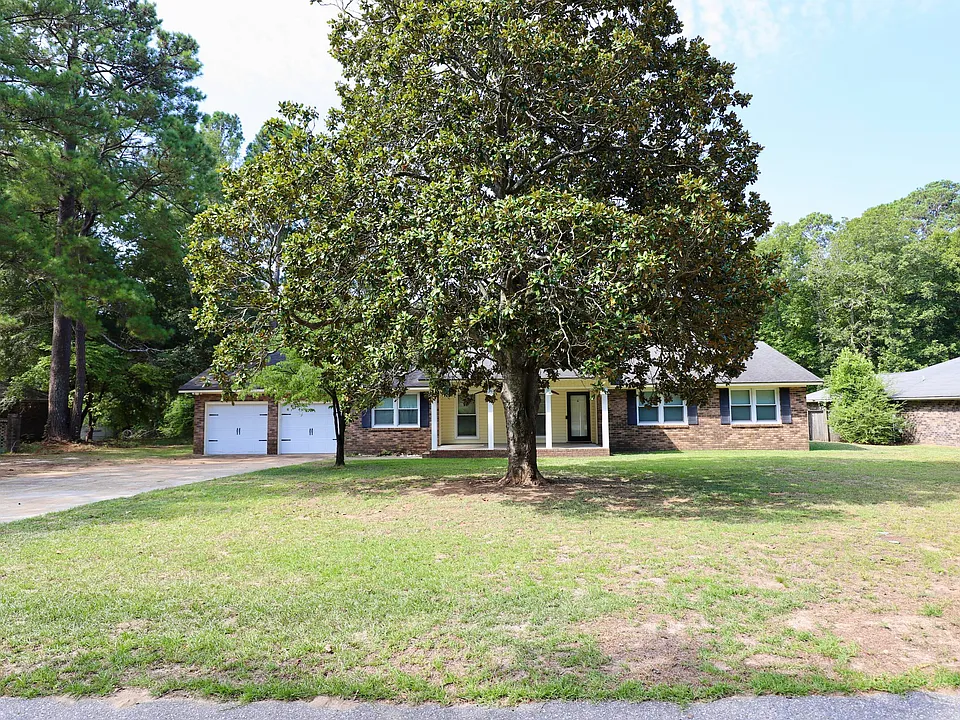 579 Sierra St