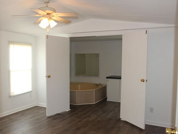 5th image of 808 Delhomme Ave #B