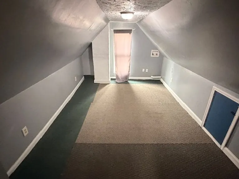 925 Xenia Ave — Photo 22