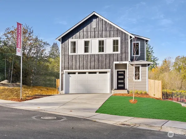 180 NE Shadowhawk Lane, Bremerton, WA 98311