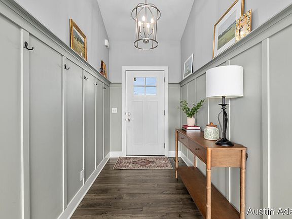 5th image of 204 Ira Spring Rd