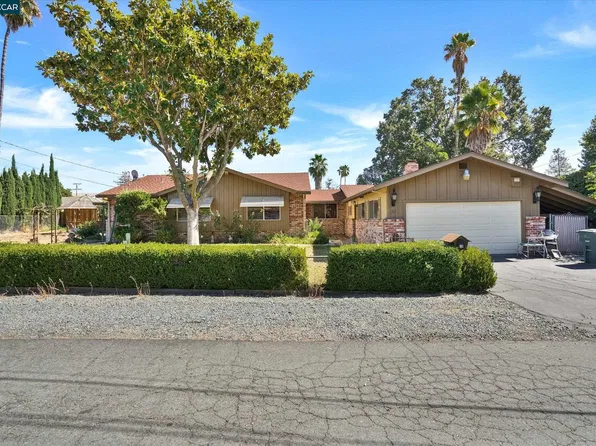 30 Angi Ln, Concord, CA 94521