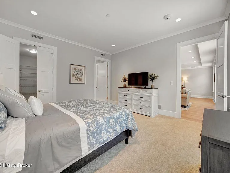 9419 Norton Commons Blvd #203 — Photo 18