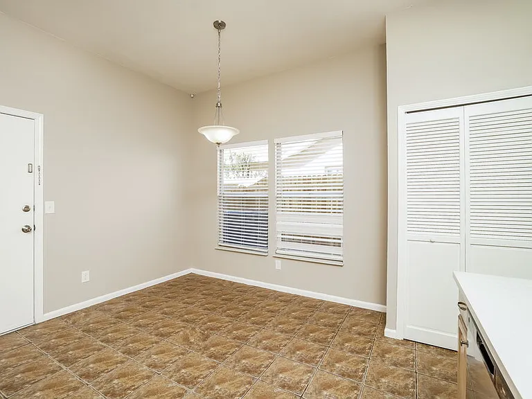 10415 Copperwood Dr — Photo 8