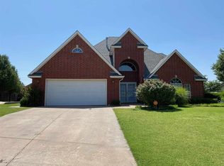 1313 Sun Rise Dr, Enid, OK 73703
