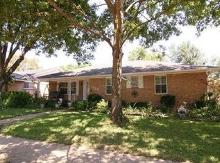 1709 Charleston Dr, Garland, TX 75041