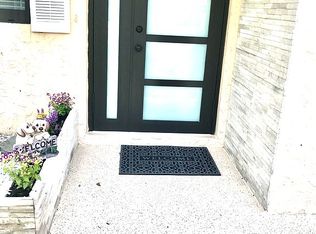 4352 Robin Ave, Naples, FL 34104