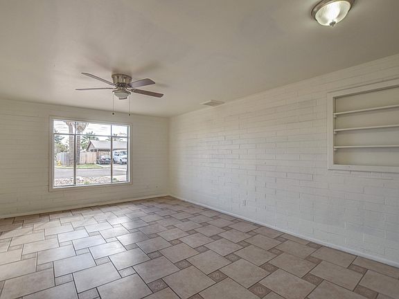 5th image of 3118 W San Miguel Ave