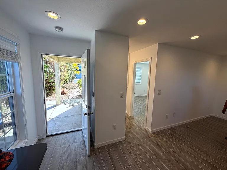 30917 Periwinkle Dr — Photo 11