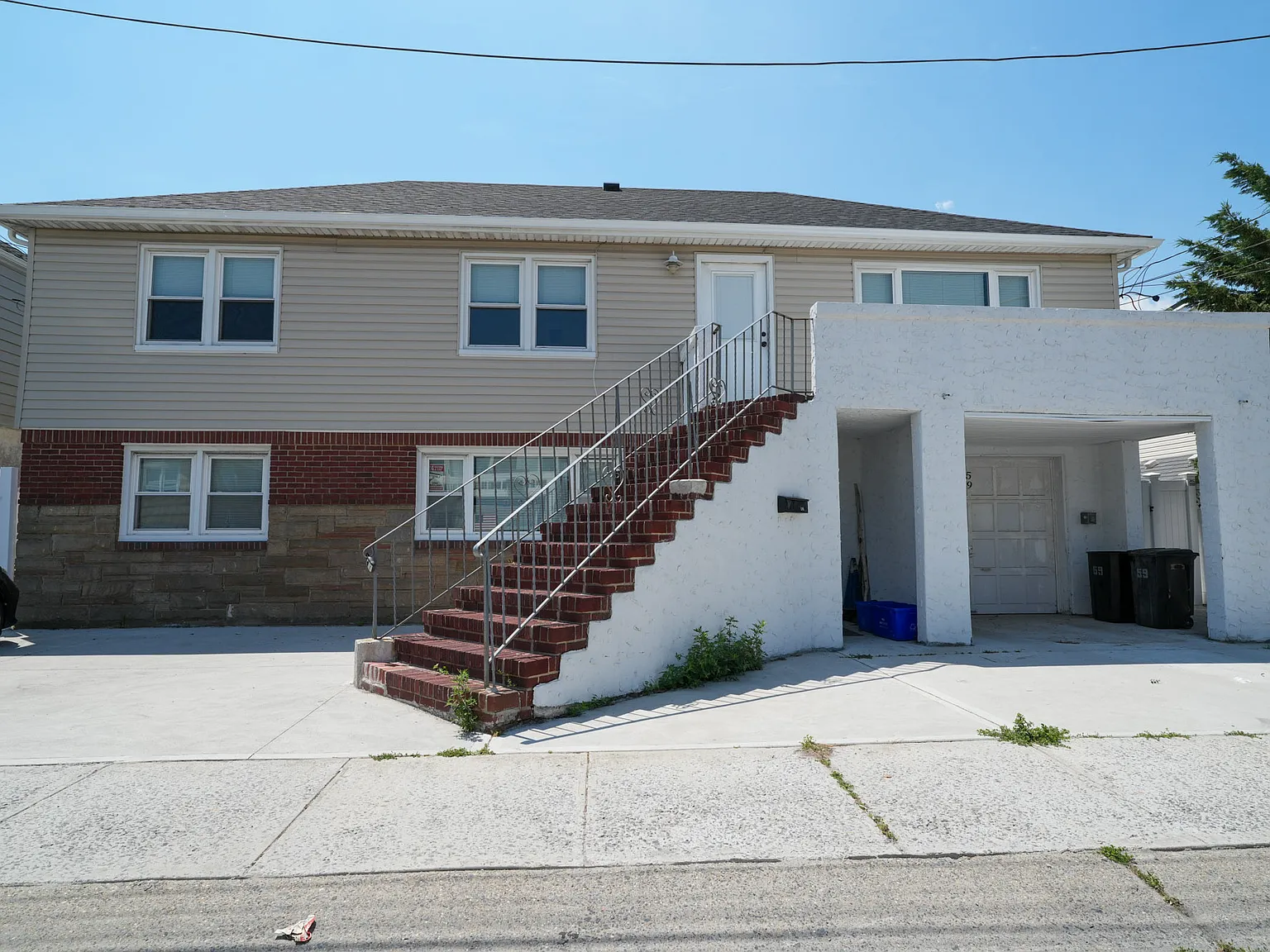 3 bed, $4,800 — Photo 1