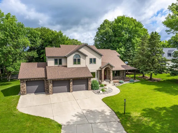 1098 Westside Dr, Fergus Falls, MN 56537