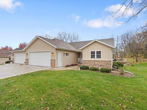 378 Sterling Drive #9, Oregon, WI 53575