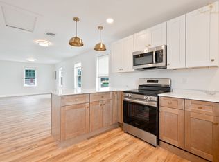 9 Colwell St Floor 2, Cranston, RI 02920