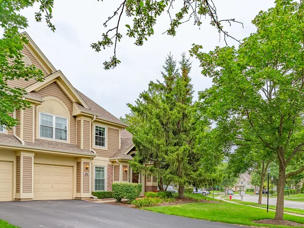 1266 Old Mill Ln, Elk Grove Village, IL 60007