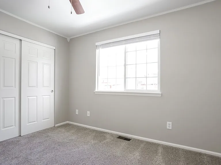 9678 Sun Meadow St — Photo 15
