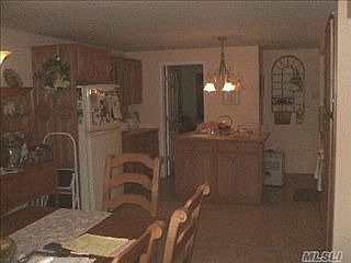 4th image of 11A New York Ave