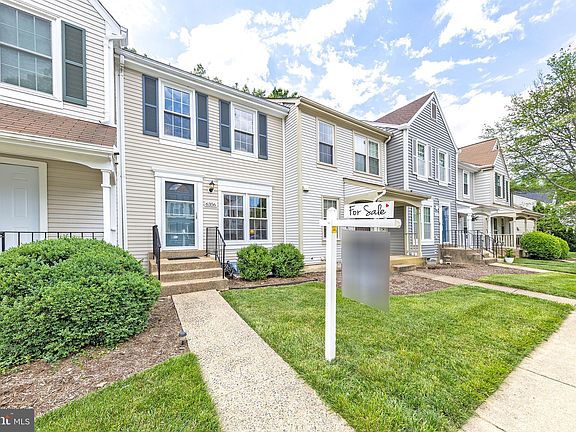 3rd image of 6356 Chimney Wood Ct