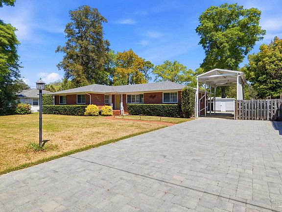 2nd image of 3920 Dunwody Dr