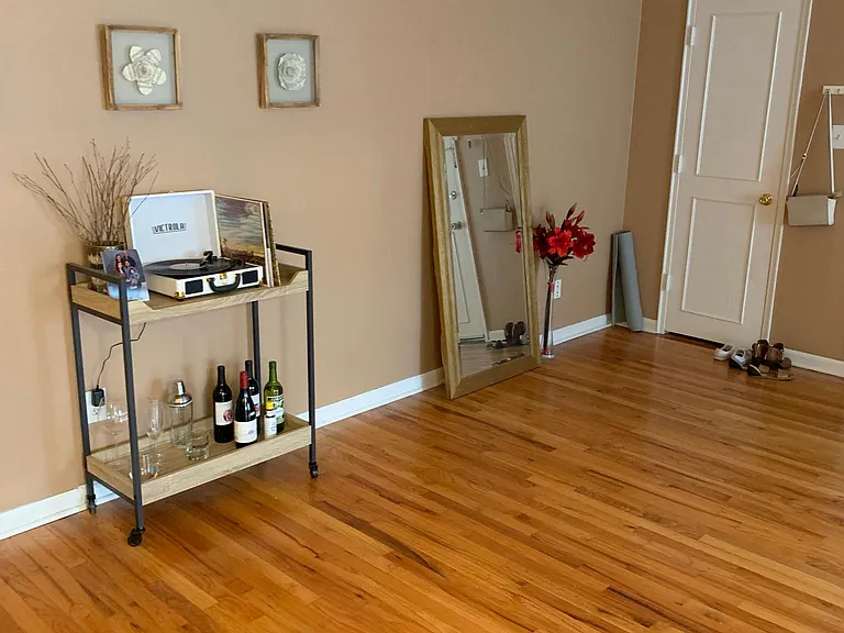 25943 Woodward Ave #101 — Photo 3