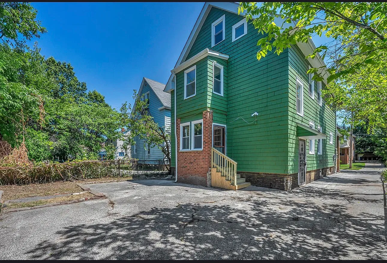 2 bed, $1,500 — Photo 2