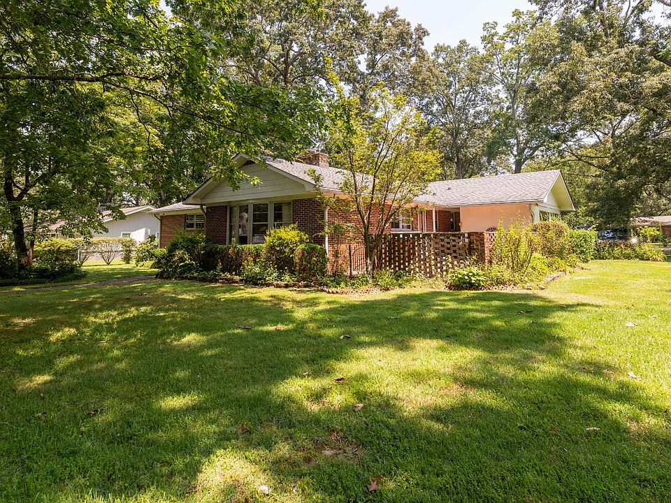 105 Wildwood Dr, Tullahoma, TN 37388 Zillow