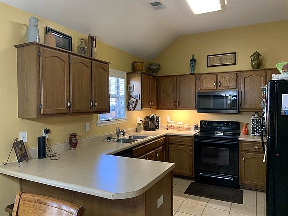 3rd image of 1437 Big Ben Dr