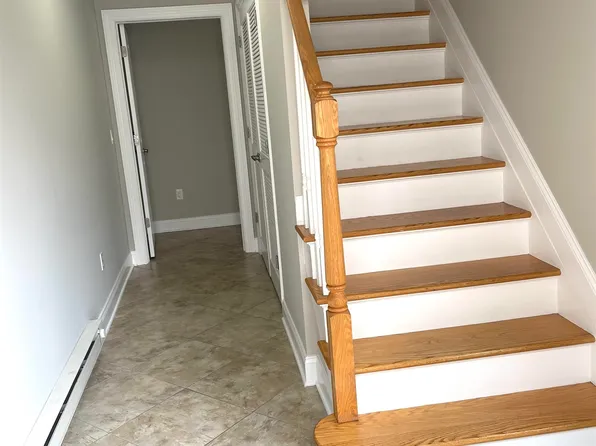 734 County Avenue image 8 of 19