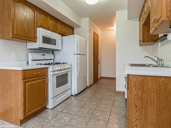 3rd image of 2307 Aster Dr #2307