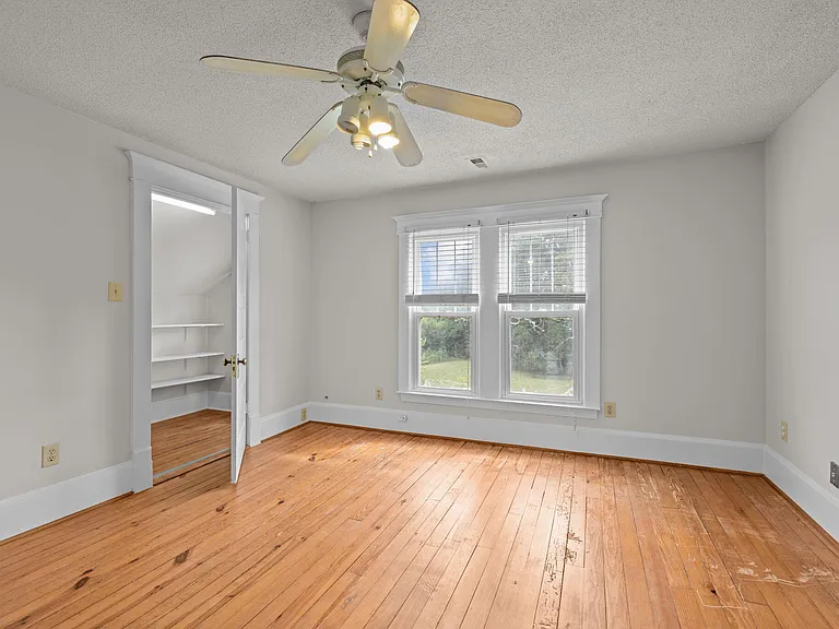 504 Parks Village Rd — Photo 28