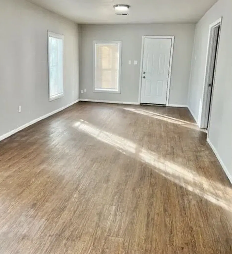 3 bed, 1.0 bath, 1164 sqft, $1,375 — Photo 4