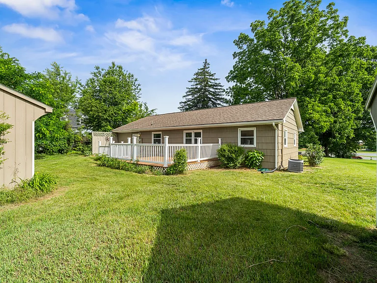 2389 Jefferson Hwy — Photo 24